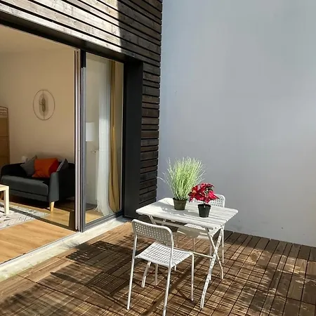 Wonderful With Terrace - Welkeys